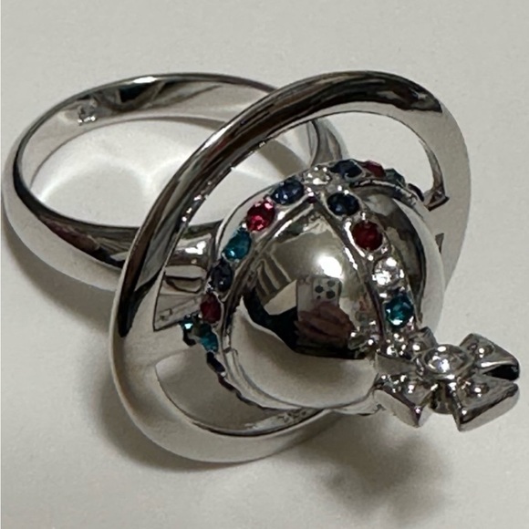 Vivienne Westwood Silver Saturn orb with Multicolor sparkly crystal Ring - Picture 1 of 9